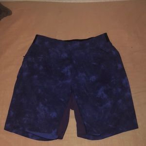 Lululemon 9’ shorts
